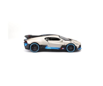 Maisto 1/24 SE Bugatti Divo - Met White