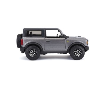 Maisto 1/24 SE 2021 Ford Bronco Badlands 2 dr. - Grey