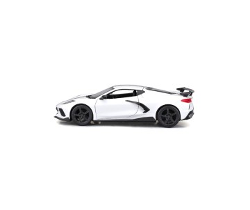 Maisto 1/24 SE 2020 Chevrolet Corvette Stingray Coupe High wing - White