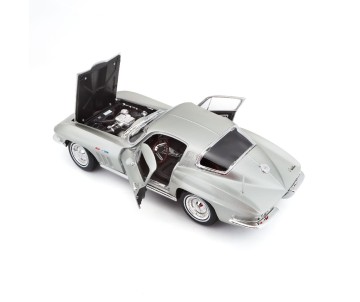 Maisto 1/18 SE 1965 Chevrolet Corvette - Silver