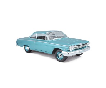 Maisto 1/18 SE 1962 Chevrolet Bel Air - Metallic Light Blue