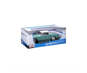 Maisto 1/18 SE 1953 Studebaker Starliner - Mint Green