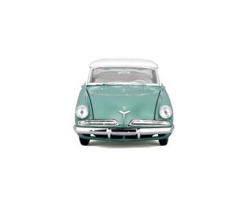 Maisto 1/18 SE 1953 Studebaker Starliner - Mint Green
