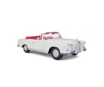 Maisto 1/18 SE 1967 Mercedes-Benz 280SE Cabrio - Cream