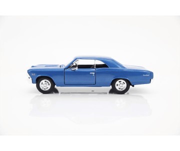 Maisto 1/24 Special Edition 1966 Chevrolet Chevelle SS 396  (Metallic Blue)