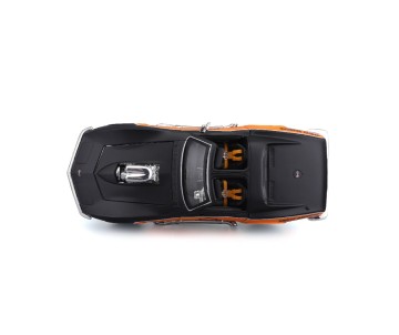 Maisto 1/25 Harley Davidson Custom 1970 Chevy Corvette (Black/Orange)