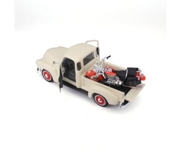 Maisto 1/24 Harley Davidson '01 FLSTS Heritage Springer + '50 Chevy 3100 (Cream)