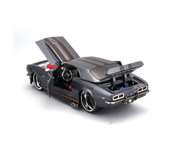 Maisto 1/24 Harley Davidson Custom 1968 Chevrolet Camaro (Metallic Gray)