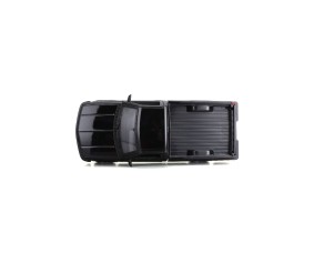 Maisto 1/24 SE 1993 Chevrolet 454 SS Pickup Truck - Black