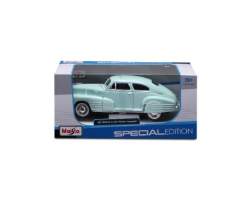 Maisto 1/24 SE 1948 Chevrolet Fleetline Aerosedan - Light Green