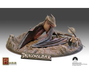 Pegasus Hobbies 1/32 Dragonslayer Pre-Built Display Model