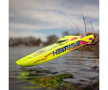 Pro Boat Blackjack 24