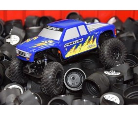 Pro-Line Pre-Cut Coyote High Performance Blue Body for Axial