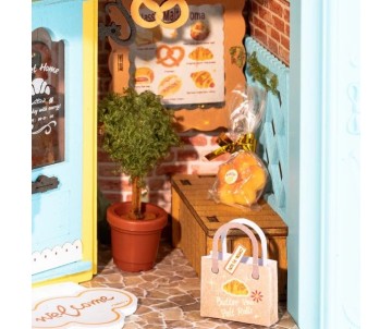 Rolife Fluffy Cat Bakery 3D Wooden Puzzle