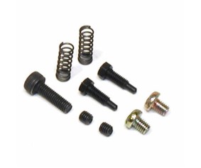 Saito Engines Carb Screw/Spring Set:DD