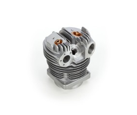 Saito Engines Cylinder, Left: AT, BO