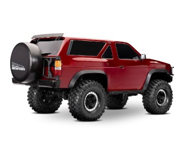 TRX-4 Scale and Trail™ crawler with Nissan® Pathfinder® Body: 1/10 scale 4X4 trail truck, fully-assembled, waterproof electronics, Ready-To-Drive®, with TQi™ 2.4 GHz 4-channel radio system, XL-5™ HV speed control, high/low transmission, remote locking dif