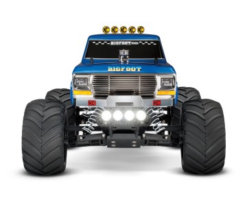 Traxxas Bigfoot No. 1 The Original Monster Truck with LED Lights, 1/10 Scale 2WD Monster Truck, XL-5 brushed ESC, Titan 12t Motor, 7 Cell NiHM battery and 4A DC Charger