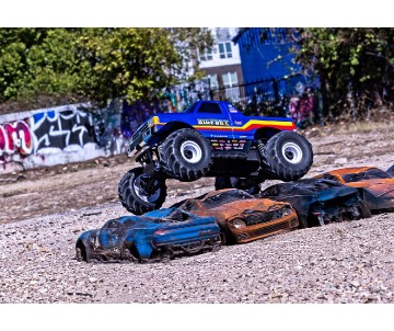 Traxxas Bigfoot 4X4 Brushless: 1/10-scale 4WD Monster Truck with TQ 2.4GHz radio system