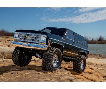 Traxxas TRX-4 Scale and Trail Crawler with 1979 Chevrolet Blazer Clipless Body: 4WD Electric Truck with TQi Traxxas Link Enabled 2.4GHz Radio System (Requires Battery and Charger (Sold Separately) - Black Traxxas TRX-4 Scale and Trail Crawler with 1979 Chevrolet Blazer Clipless Body: 4WD Electric Truck with TQi Traxxas Link Enabled 2.4GHz Radio System (Requires Battery and Charger (Sold Separately) - Black