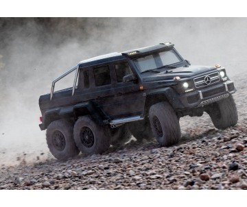 Traxxas Mercedes-Benz G 63 AMG TRX6 6x6 1/10 Crawler, XL-5 HV, LED Lights, Black