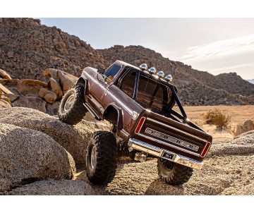 Traxxas TRX-4 Ford F-150 Ranger XLT High Trail Edition 1/10 Scale 4x4 Trail Truck, Fully-Assembled, Waterproof Electronics, Ready-To-Drive, With TQi 2.4GHz 4-Channel Radio System, XL-5 XHV Speed Control, Hi/Low Transmission, Remote Locking Differentials, 