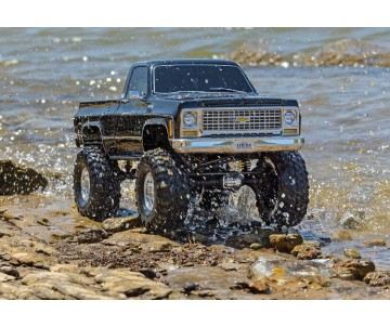 Traxxas TRX-4 Chevrolet K10 Cheyenne High Trail Edition (Black): 1/10 Scale 4X4 Trail Truck, Fully-Assembled, Waterproof electronics, Ready-To-Drive, with TQi 2.4GHz 4-channel Radio System, XL-5 HV Speed Control, Hi/Low Transmission, Remote Locking Differ