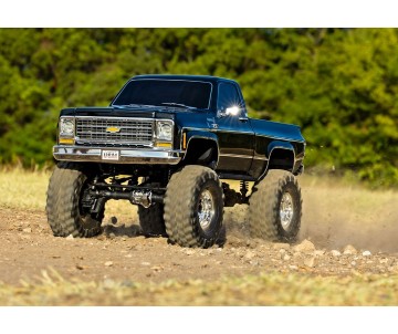 Traxxas TRX-4 Chevrolet K10 Cheyenne High Trail Edition (Black): 1/10 Scale 4X4 Trail Truck, Fully-Assembled, Waterproof electronics, Ready-To-Drive, with TQi 2.4GHz 4-channel Radio System, XL-5 HV Speed Control, Hi/Low Transmission, Remote Locking Differ
