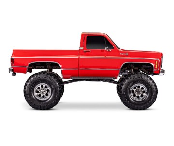 Traxxas TRX-4 Chevrolet K10 Cheyenne High Trail Edition (RED): 1/10 Scale 4X4 Trail Truck, Fully-Assembled, Waterproof electronics, Ready-To-Drive, with TQi 2.4GHz 4-channel Radio System, XL-5 HV Speed Control, Hi/Low Transmission, Remote Locking Differen Traxxas TRX-4 Chevrolet K10 Cheyenne High Trail Edition (RED): 1/10 Scale 4X4 Trail Truck, Fully-Assembled, Waterproof electronics, Ready-To-Drive, with TQi 2.4GHz 4-channel Radio System, XL-5 HV Speed Control, Hi/Low Transmission, Remote Locking Differen