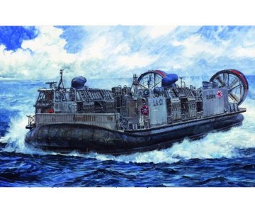 Trumpeter 1/144 JMSDF Landing Craft Air Cushion