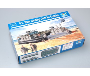 Trumpeter 1/144 USMC Landing Craft Air Cushion