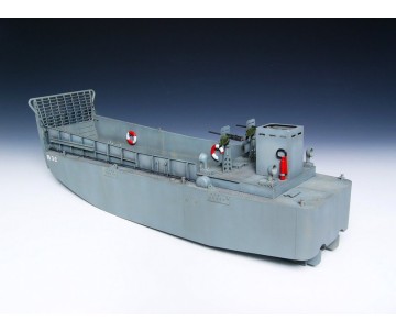 Trumpeter 1/35 WW II US Navy LCM(3) Landing craft