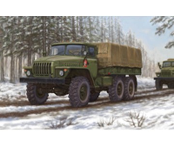 Trumpeter 1/35 Russian URAL-4320 Truck