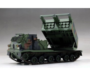 Trumpeter 1/35 M270/A1 Multiple Launch Rocket System - US