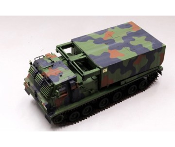 Trumpeter 1/35 M270/A1 Multiple Launch Rocket System - US