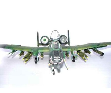 Trumpeter 1/32 US A-10A Thunderbolt II