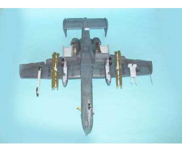 Trumpeter 1/32 US A-10A N/AW