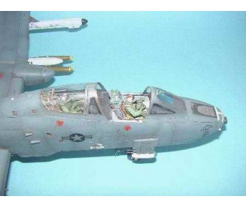 Trumpeter 1/32 US A-10A N/AW