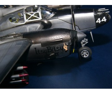Trumpeter 1/32 Lockheed P-38L-5-LO Lightning