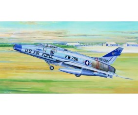 Trumpeter 1/32 North American F-100D 