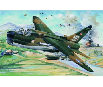 Trumpeter 1/32 USAF A-7D Corsair II
