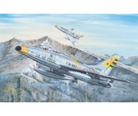 Trumpeter 1/32 F-100F Super Sabre