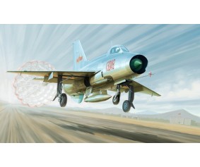 Trumpeter 1/48 J-7A Fighter 