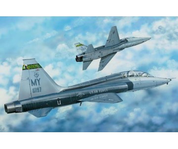 Trumpeter 1/48 US T-38C Talon II