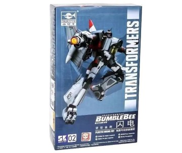 Trumpeter Transformers 6 Blitzwing Robot Model