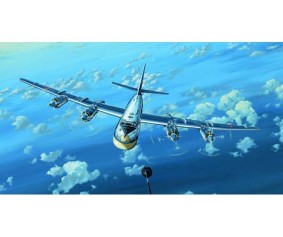 Trumpeter 1/144 TU-95MS 