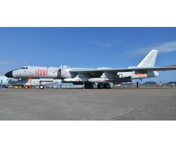 Trumpeter 1/144 Xian H-6K Strategic Bomber