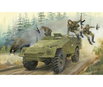 Trumpeter 1/35 Russian BTR-40 APC