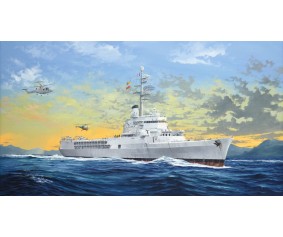 Trumpeter 1/350 French Navy Helicopter Cruiser Jeanne d’Arc 2008