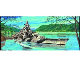 Trumpeter 1/700 Germany Battleship Tirpitz 1943
